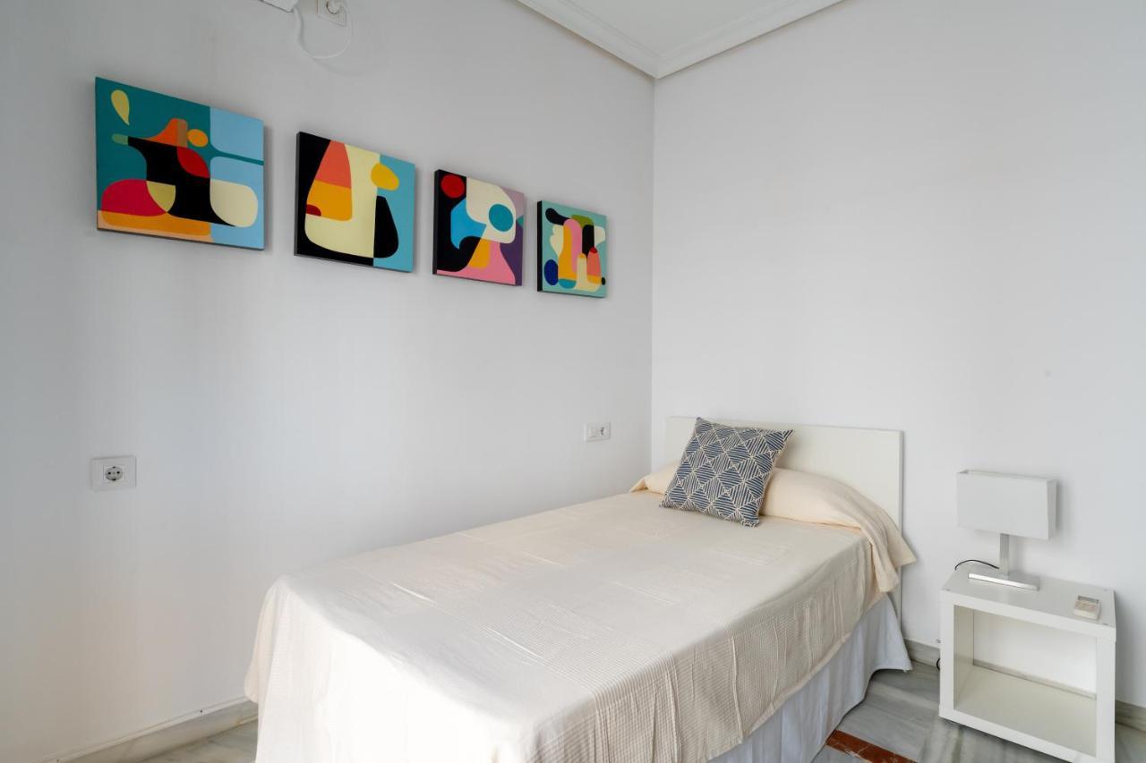 Holi-Rent Cuna เซบีญา ภายนอก รูปภาพ