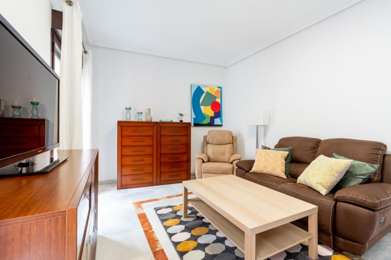 Holi-Rent Cuna เซบีญา ภายนอก รูปภาพ