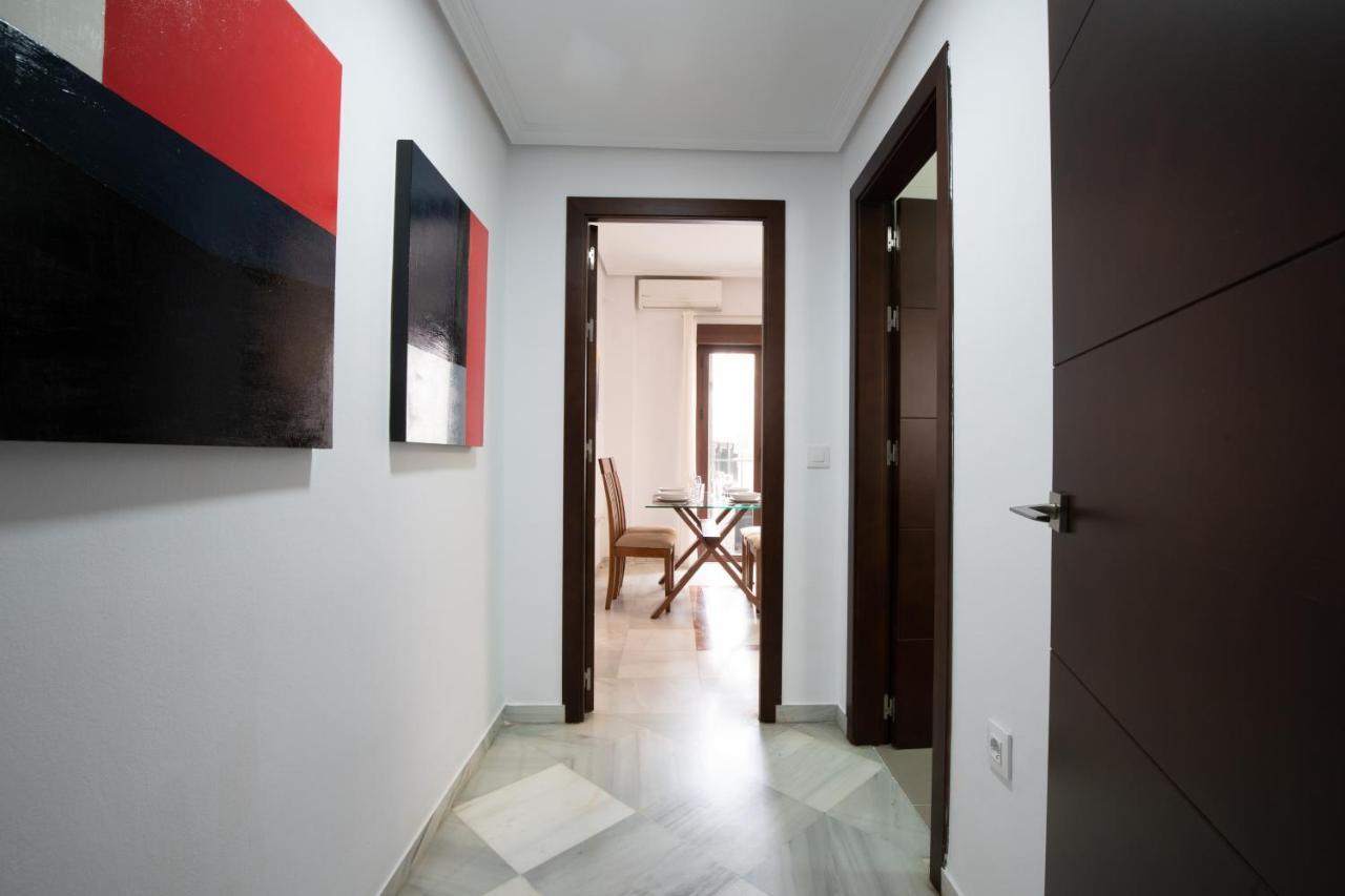 Holi-Rent Cuna เซบีญา ภายนอก รูปภาพ