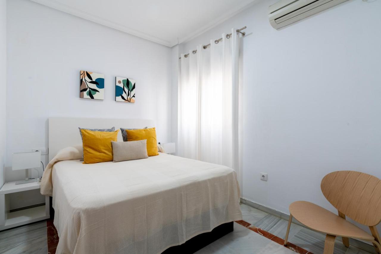 Holi-Rent Cuna เซบีญา ภายนอก รูปภาพ