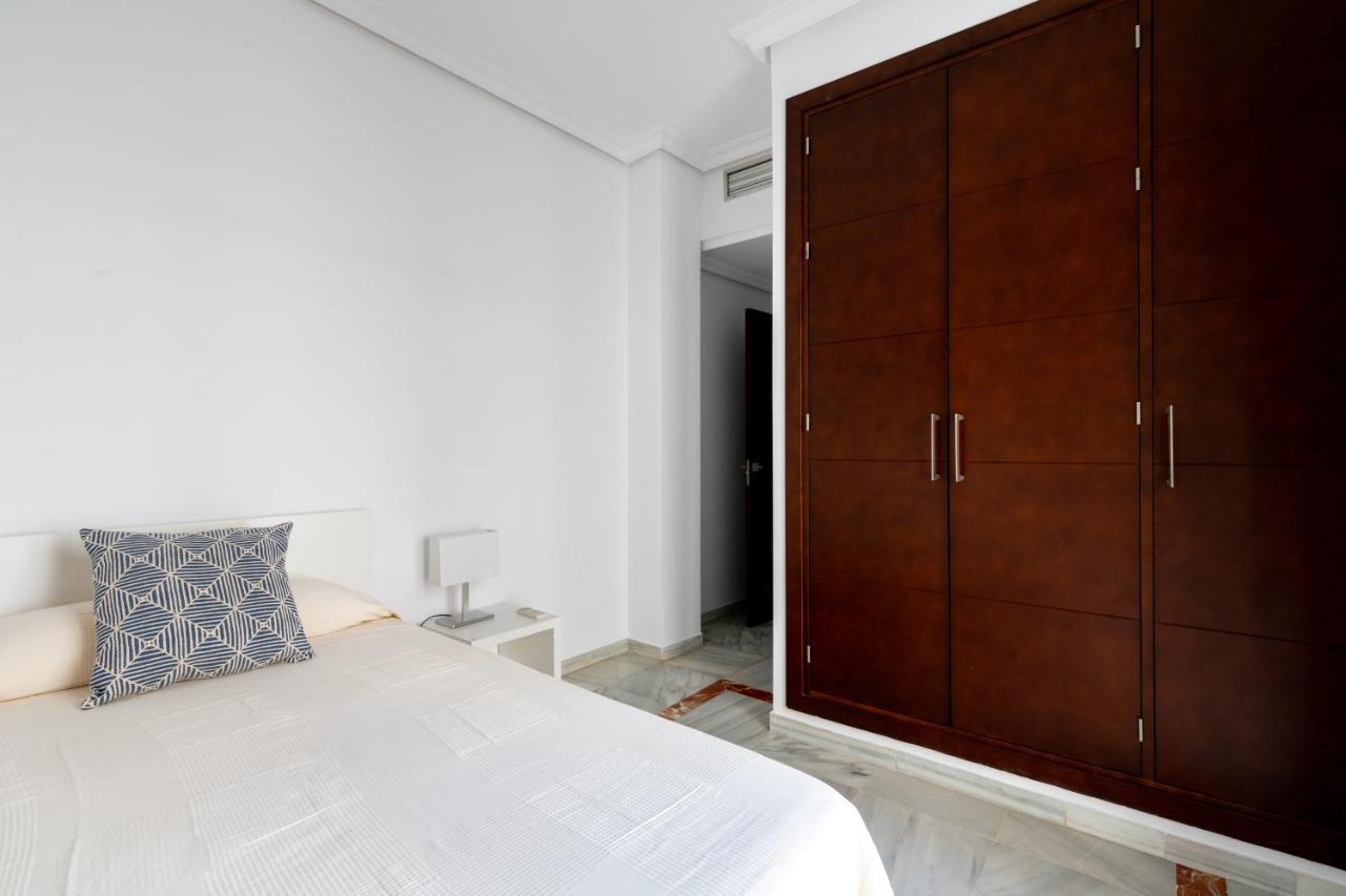 Holi-Rent Cuna เซบีญา ภายนอก รูปภาพ