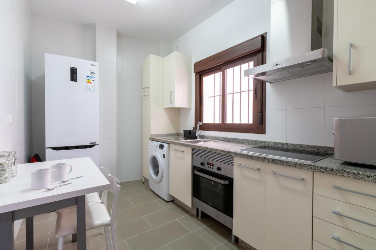 Holi-Rent Cuna เซบีญา ภายนอก รูปภาพ